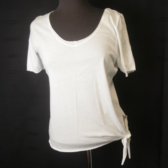 SIMPLE White T-shirt - Picture 2 of 6